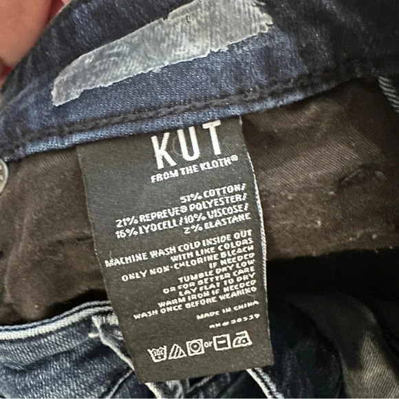Kut From The Kloth Women’s Medium/Dark Wash Distressed Ankle Jeans Sz 4 GUC - Picture 5 of 9